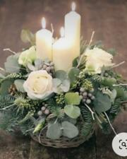 Kerststukjes maken voor de kerstmarkt