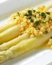 Menu met verse Asperges