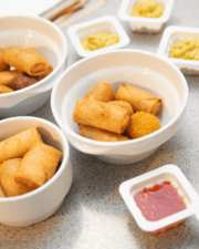 Loempia met warme curry