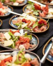 Nieuwjaarsfeest met live zangeres Vanessa España en 3gangen menu