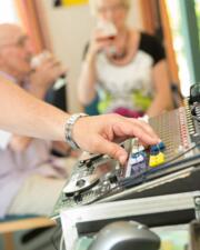 Optreden dj emilius