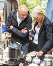 Rommelmarkt met Petanque en snack