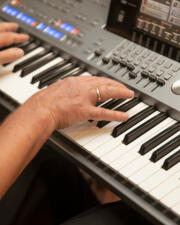 OKRA Ekeren Donk : Luc Caals brengt België - Holland 2