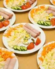 Avondmaaltijd: koude plat met asperges